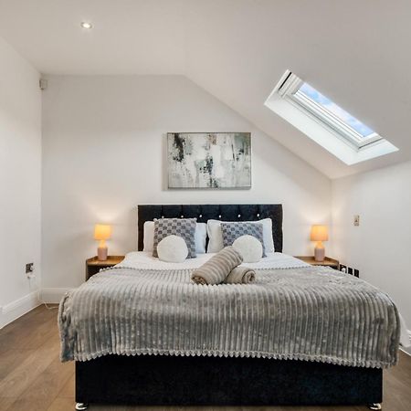 Luxurious Hidden Gem In Wandsworth Apartment London Bagian luar foto