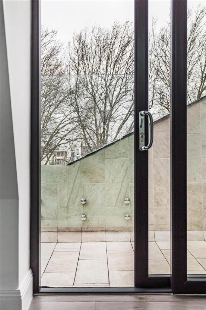 Luxurious Hidden Gem In Wandsworth Apartment London Bagian luar foto