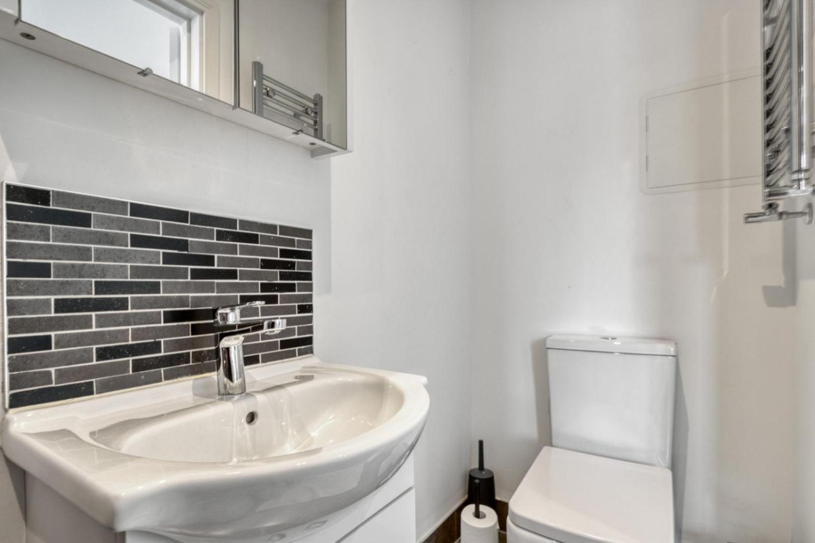 Luxurious Hidden Gem In Wandsworth Apartment London Bagian luar foto