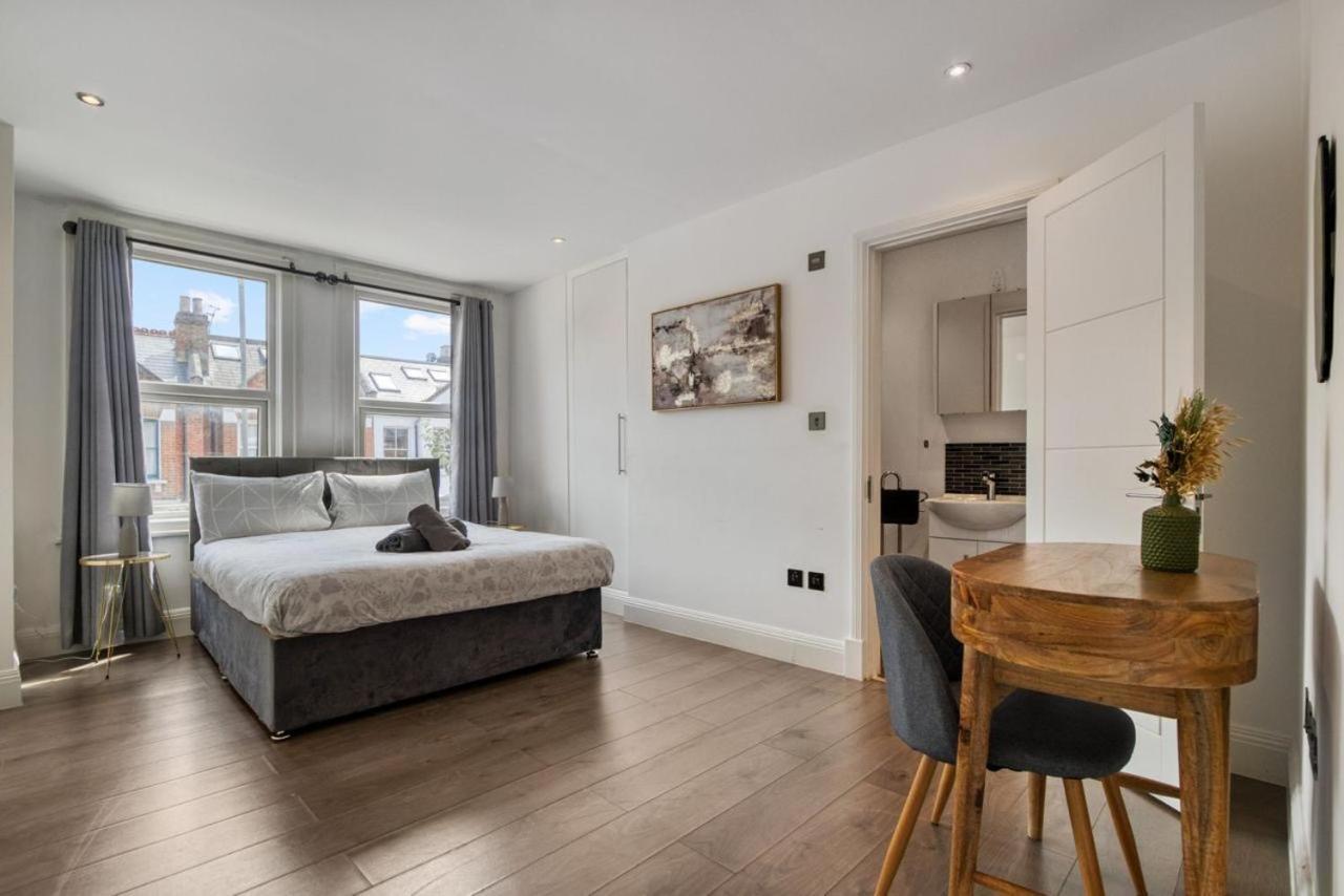 Luxurious Hidden Gem In Wandsworth Apartment London Bagian luar foto