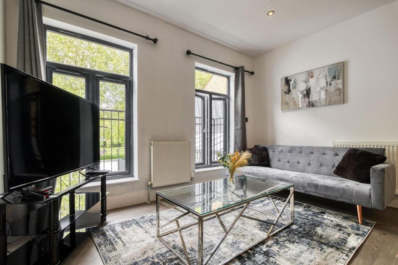 Luxurious Hidden Gem In Wandsworth Apartment London Bagian luar foto